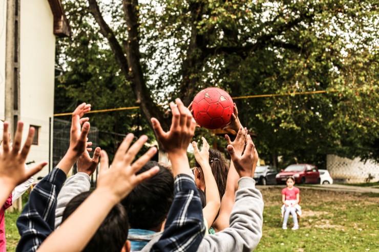 Children’s day at school: out of twenty eight elementary school children four are Roma Photo: Zsuzsánna Fodor